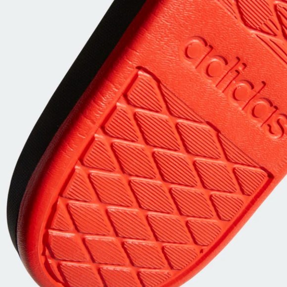 NEW SIZE 18! Adidas Adilette Comfort Slide - Picture 4 of 5